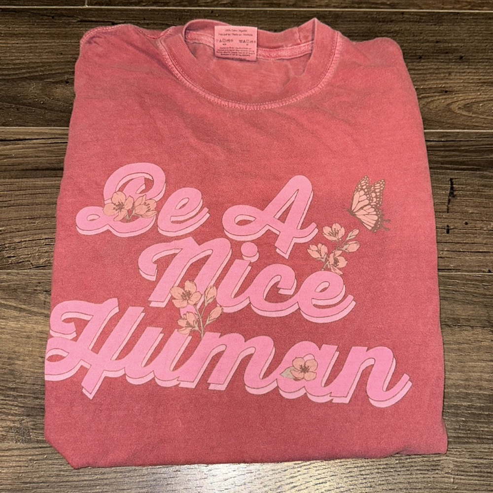 Women's Pink Graphic Tee - Be A Nice Human
